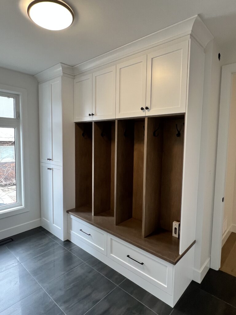 Canarini Kitchens (2)